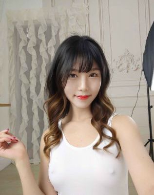 一个人免费看_720影视在线观看