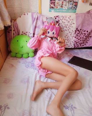 欧美美女爱大吊_4K免费观看视频